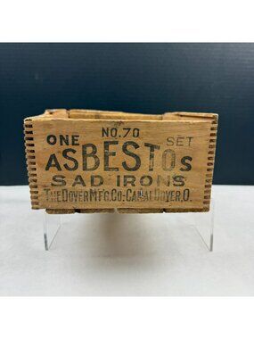 Vintage Asbestos Dover Mfg Sad Irons No 70 Wood Box